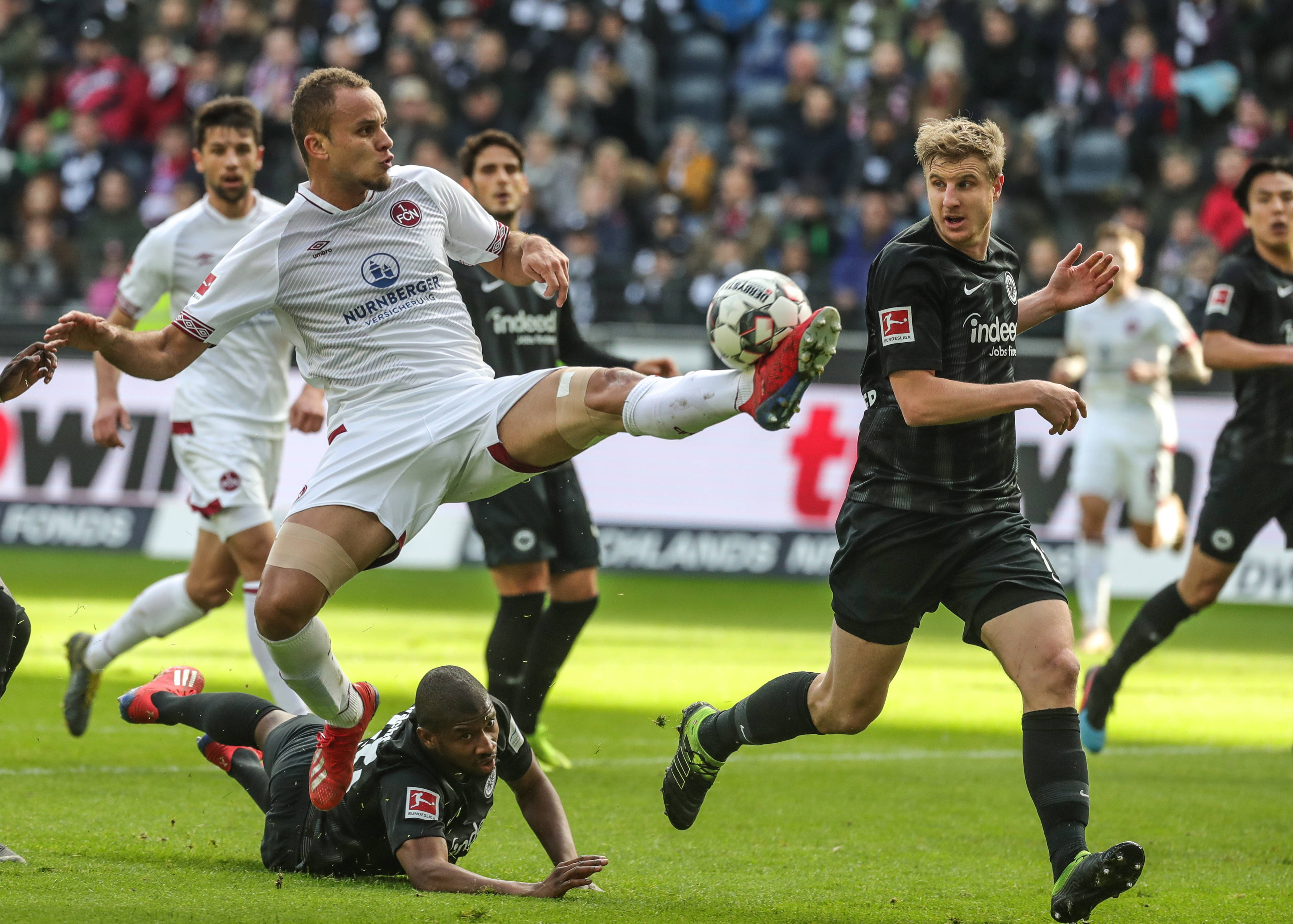 落选秀单节21分坎宁安27+6+7，米切尔30分难救主，活塞复仇骑士