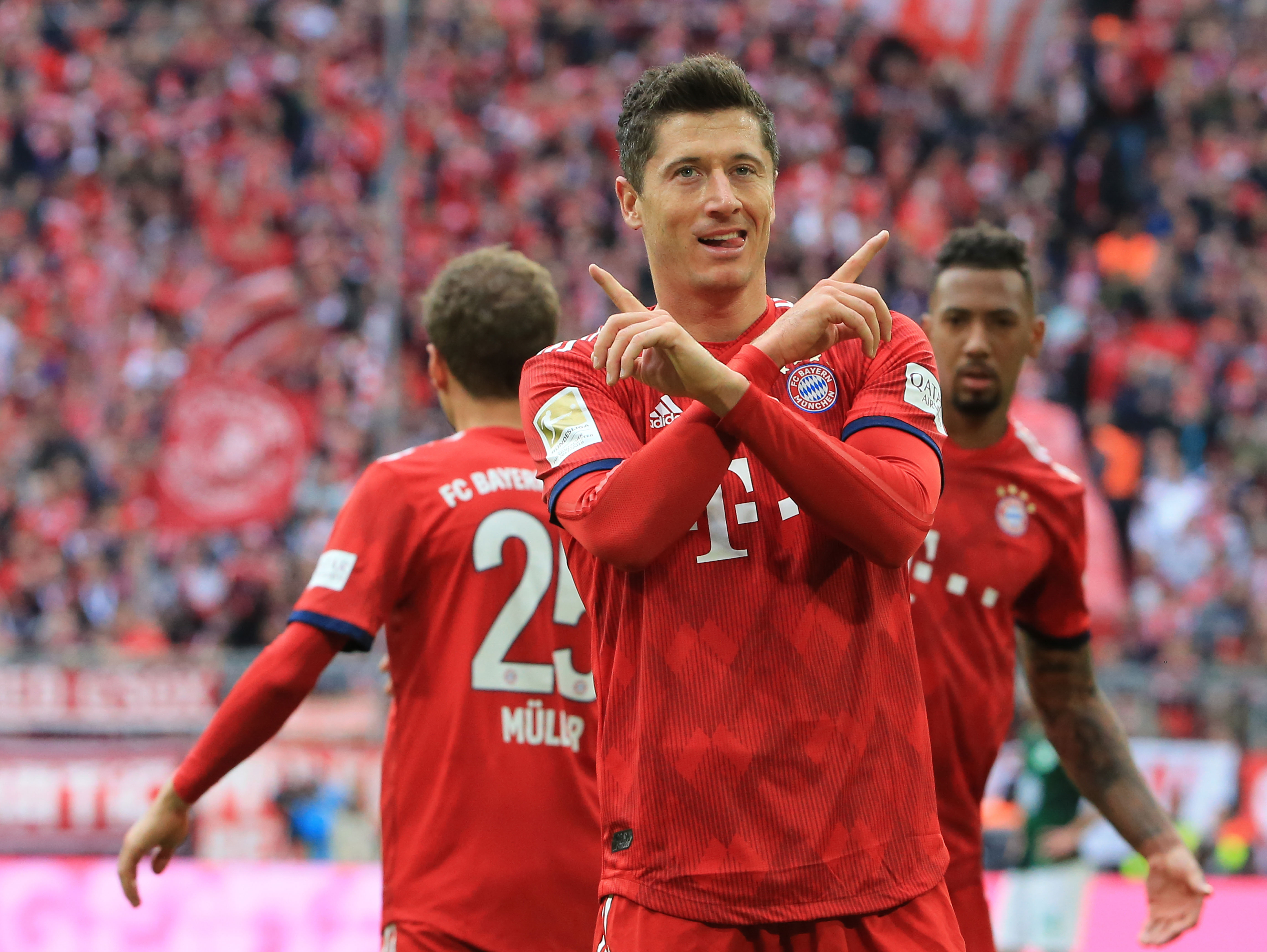 丢联赛第一！上海爆冷遭深圳终结9连胜 张镇麟仅5分史密斯38+7