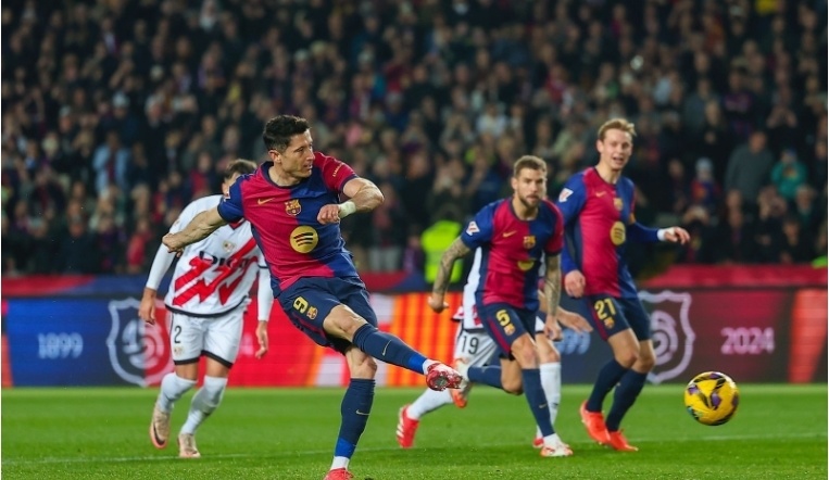 乔丹若非第二次退役能否实现四连冠？揭秘他第六冠几乎单核带队的传奇历程