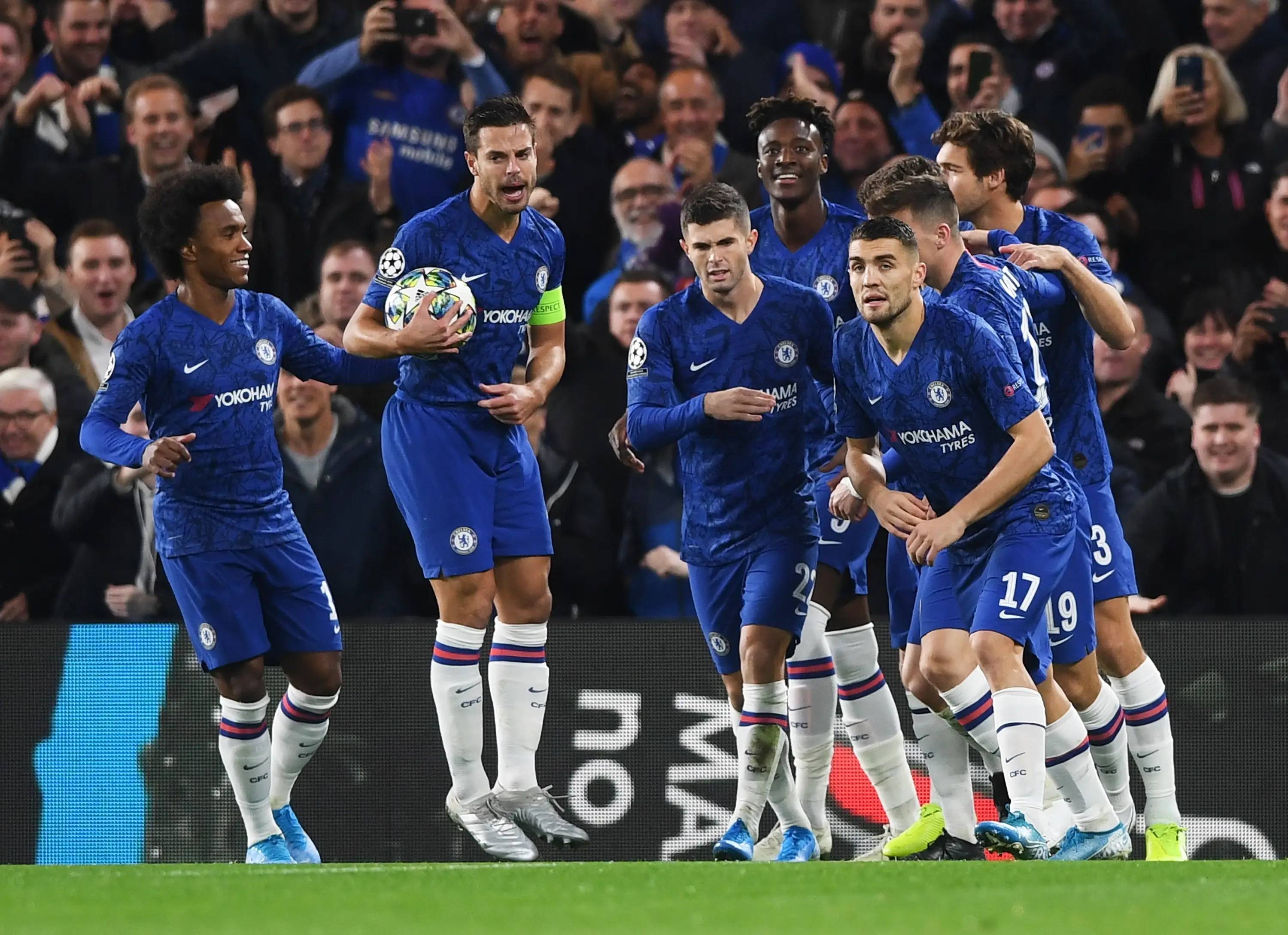 凯迪拉克F1新赛季阵容公布，中国车手周冠宇入队